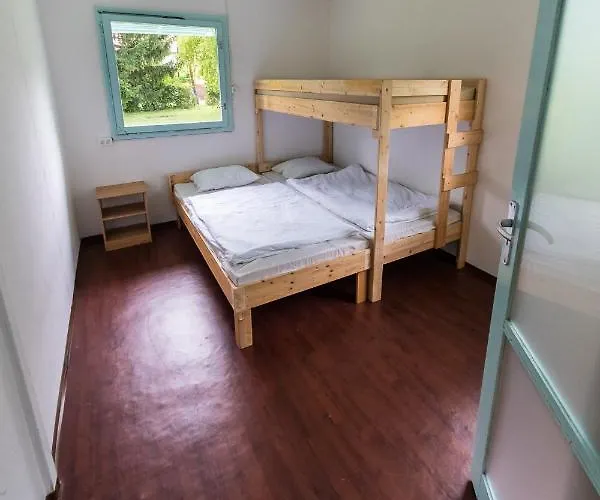 Penge Bungalok Кемпинг *